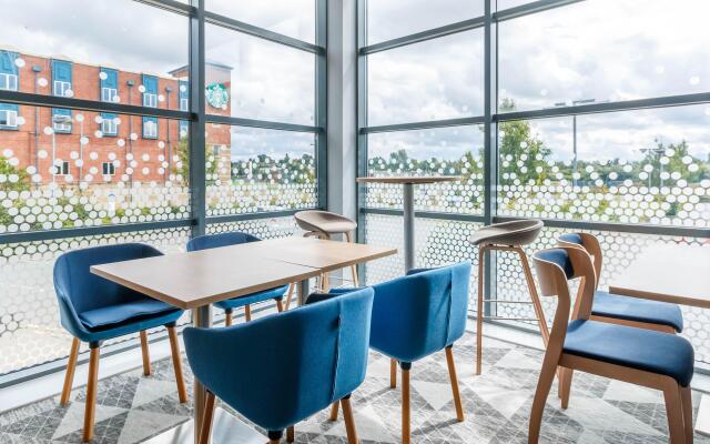 Holiday Inn Express Walsall M6J10 by IHG