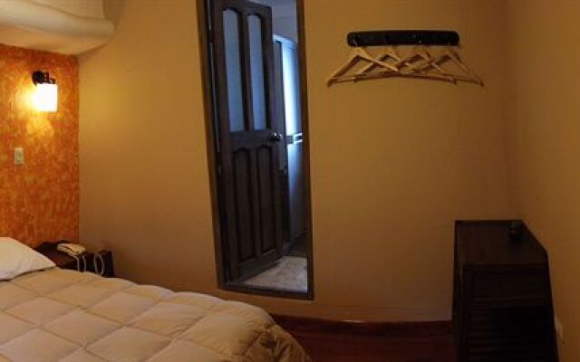 Hostal Illapa Inn