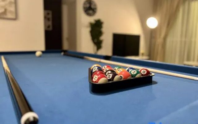 Teega Modern 4BR 12pax pooltable