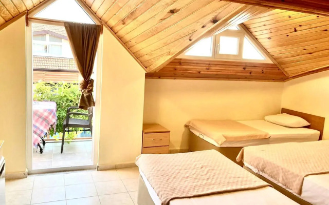 Ten Apart Hotel