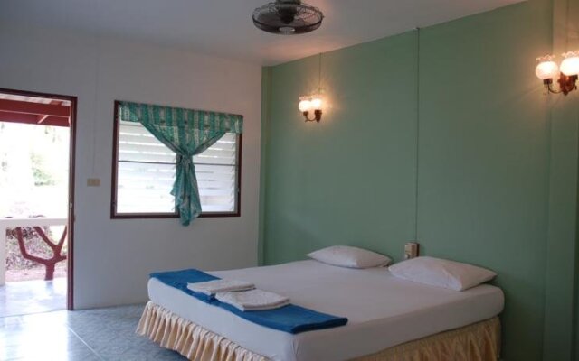 Poda Island Resort
