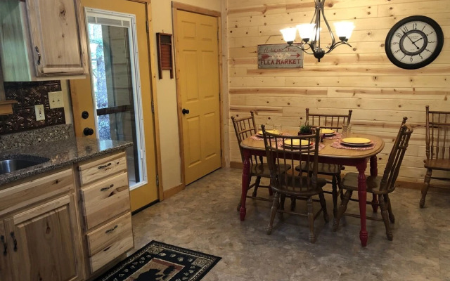 Amazing Dreams 2 Bedroom Cabin by RedAwning