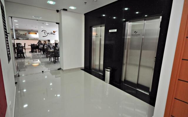 Diamond Plaza Hotel