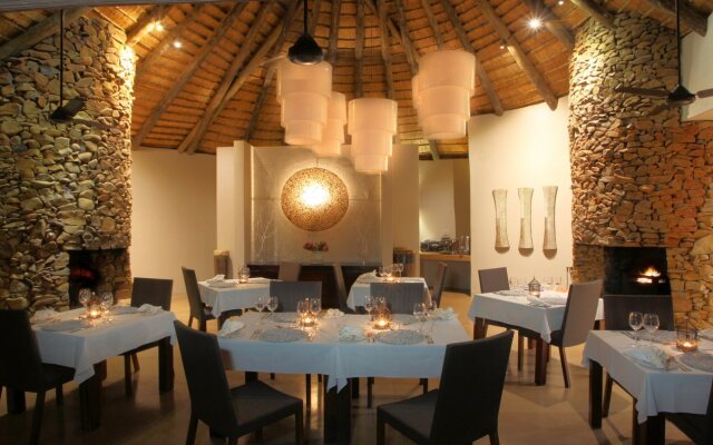 Nambiti Hills Private Game Lodge