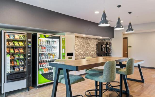 Extended Stay America Premier Suites Tampa Fairgro