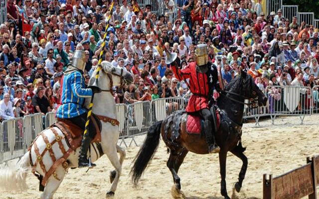 Val Rive - Monet Apartment