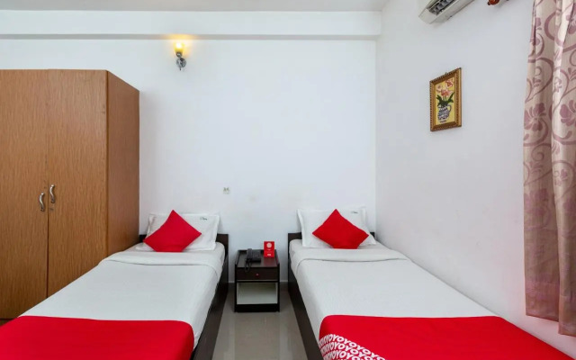 OYO 2140 Apartment Perungudi