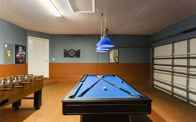 Kissimmee-Davenport Pool Homes by Hayes