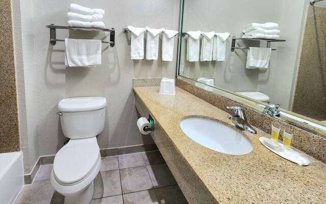 Days Inn by Wyndham Kemah