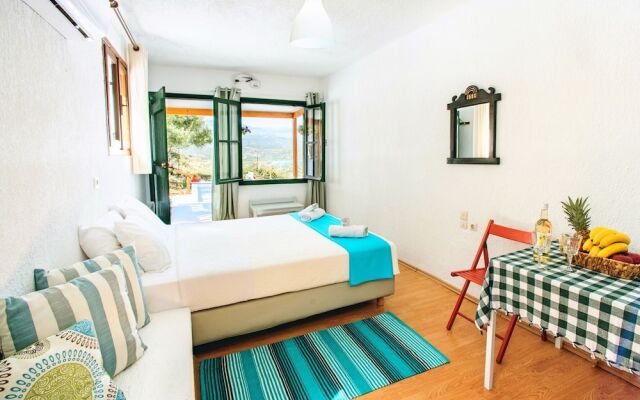 Stunning Apartment in Agios Nikolaos Near Beach