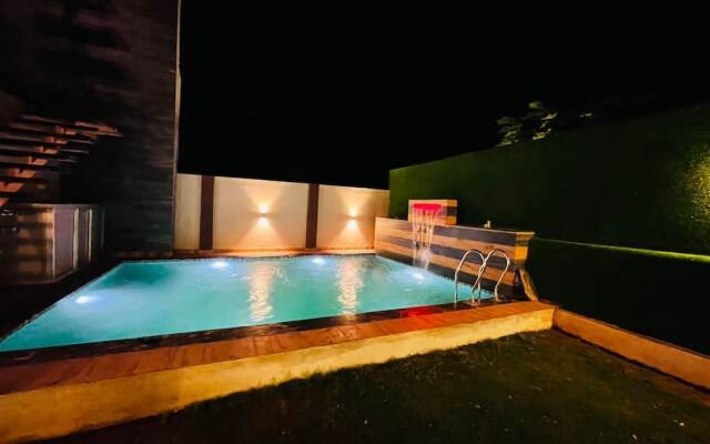 GoBravo 2BR Lux Villa wt Pvt Pool Udapur