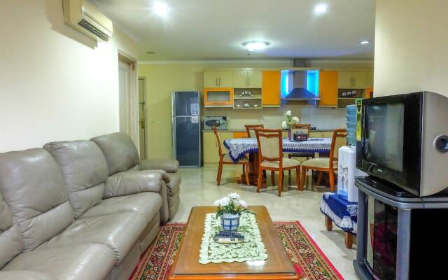 Best Spacious Apartment Permata Senayan