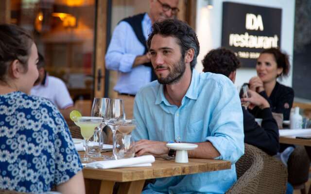 Hotel Le V De Vaujany