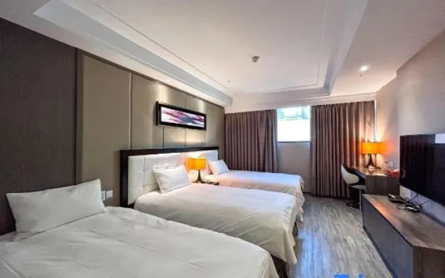 Royal Fine Hotel
