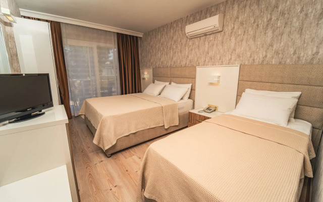 Twins Hotel