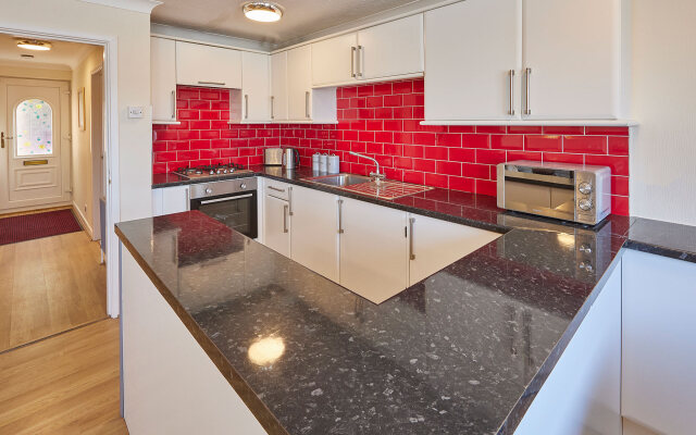 Host Stay Rock Cottage