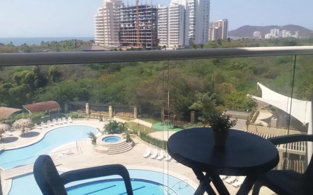 Zazue 504T2 vista al mar