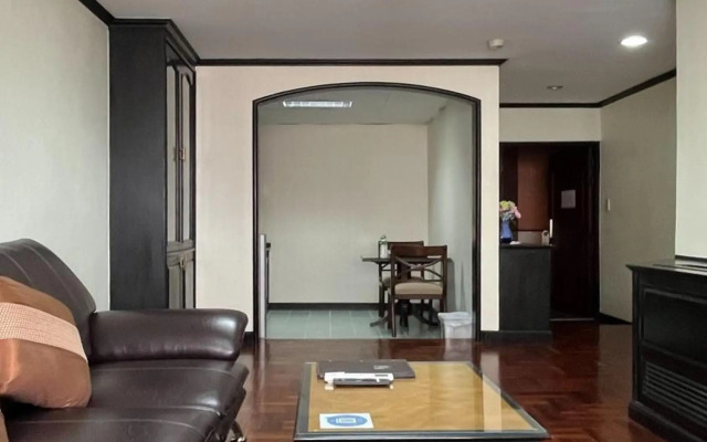 Yellow Ribbon Hills, Boutique Suites