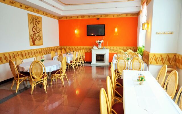 Отель Karlshorst