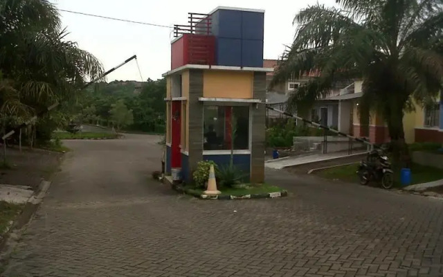 Wening Griya Guest House