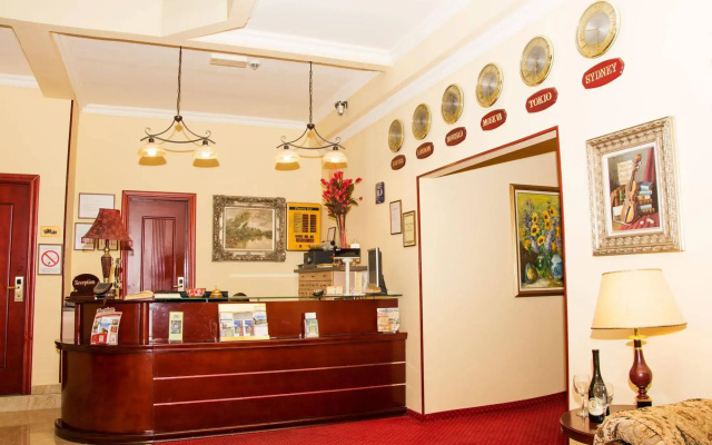 Garni Hotel Planeta Inn