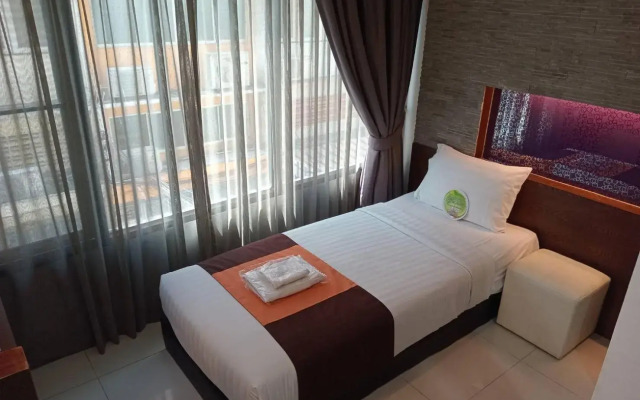 Collection O The Bangkok Airport Link Suite