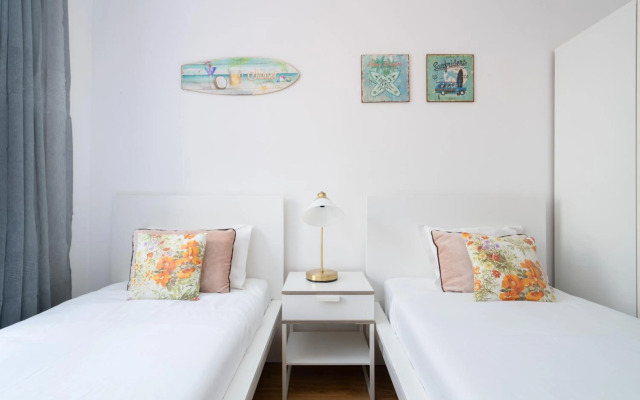 ESM Rental - Boavista Yellow 4BDR