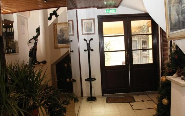 Rimi Hotel