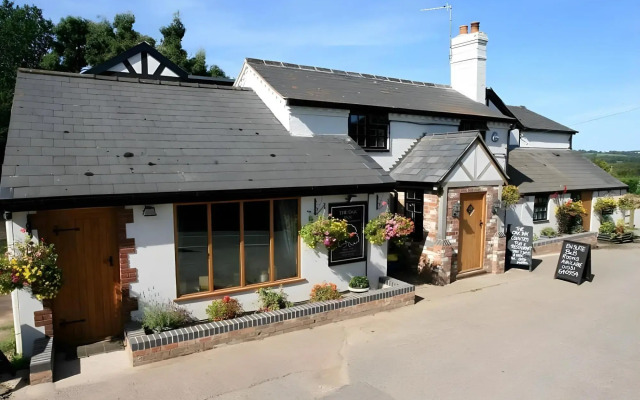 The Oak Inn Staplow