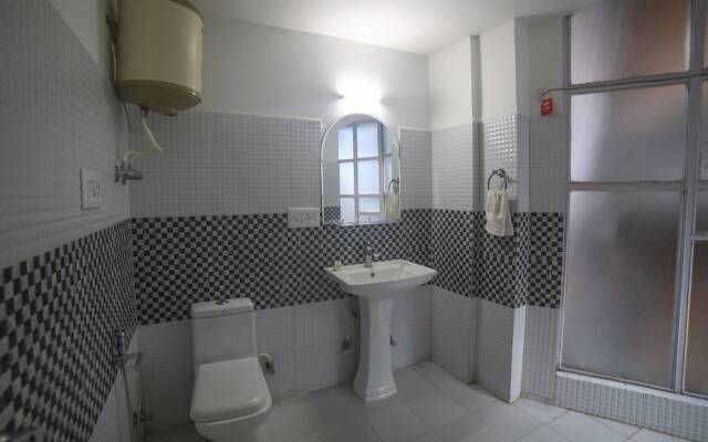 OYO 18419 Home Cozy Stay Near Mall Road