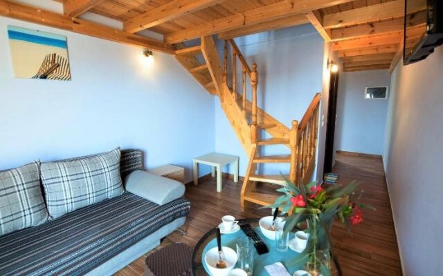 Argo Maisonettes & Suites
