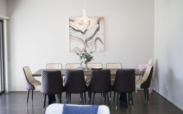 StayAU Pakenham 5 BRM Oasis Pet-friendly