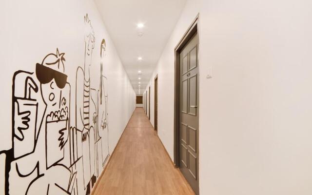 OYO Townhouse 234 Ss Aero Prime