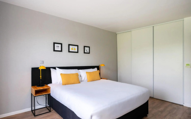 Staycity Aparthotels, Near Disneyland® Paris