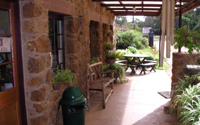 Porongurup Village Inn Cottages – Outside – Porongurup