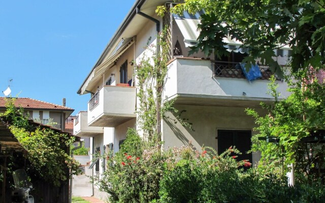 Ilaria 2 Massa in Massa