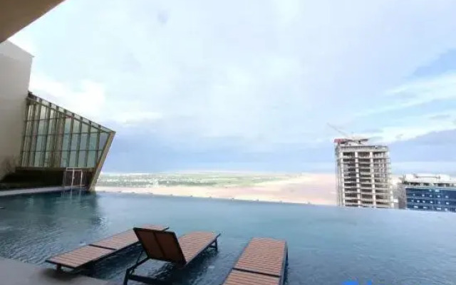 The Peak Residence, Multi-Apartment by Emma