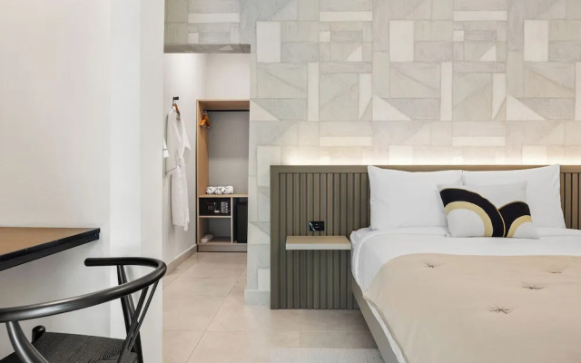 The Weekender by Otium