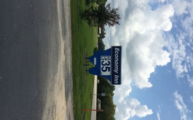 Economy Inn - Lawtey