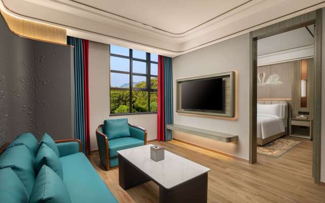 Ramada By Wyndham Shaoguan Danxia Mountain