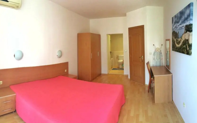 Trakia Plaza Apartments