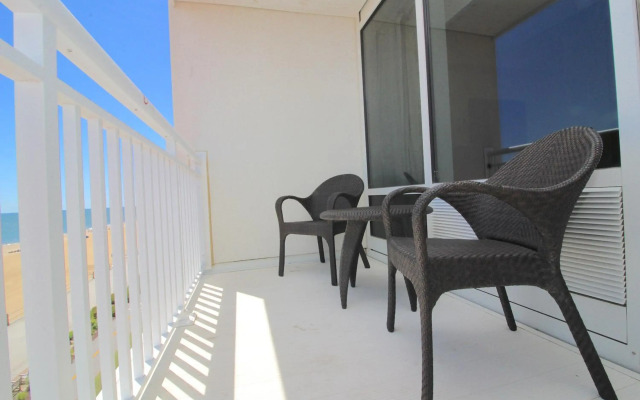 Ocean Sands Resort, Oceanfront, Virginia Beach by Vacatia