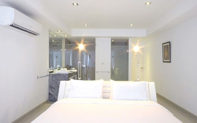 Luxury 5 Star Beach Villa 8 Bedrooms