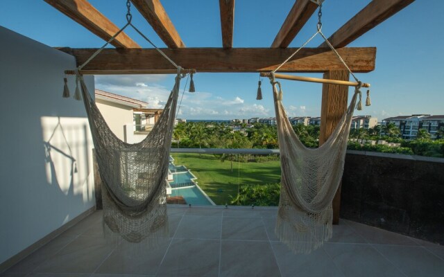 Casa Mar Penthouse  Mareazul 2 Bedroom Condo by RedAwning