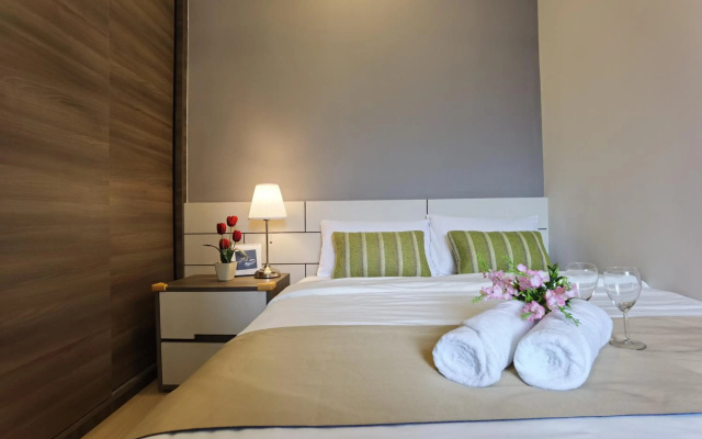 Windmill Upon Hill - Luxurious Sky Villa - 360SkyPool - Heated Pool - Mountainous Genting View - Genting Highland by YourEasyStay – Guest Rooms – Gohtong Jaya