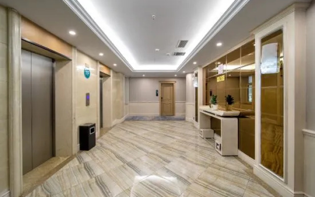 Yeste International Hotel (Ganzi Batang County People's Government)