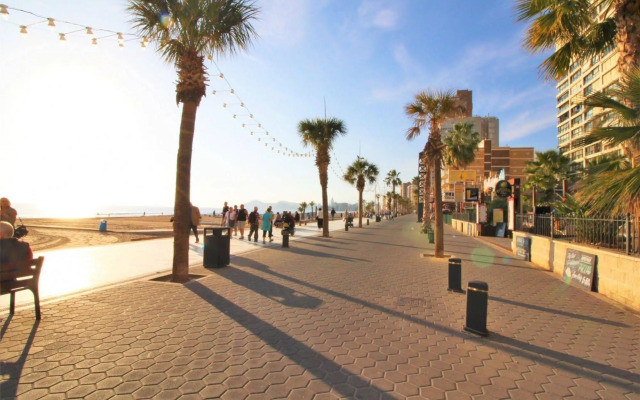 Las Damas - Aloturin Benidorm