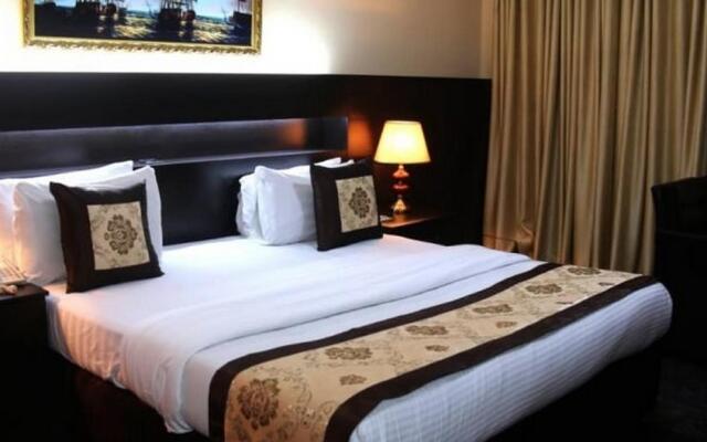 Landmark Hotel