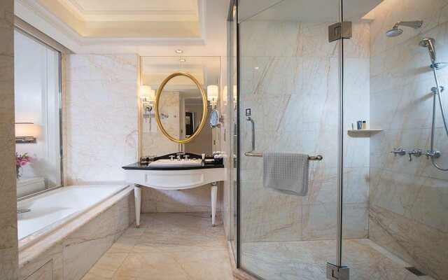 Venus Royal Hotel （Kirin Parkview Hotel）