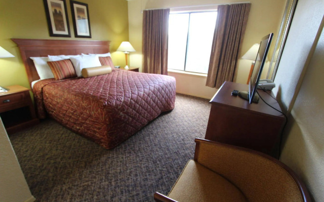Crown Point Resort